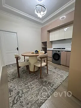 Kirayə verilir 2 otaqlı yeni tikili 60 m²