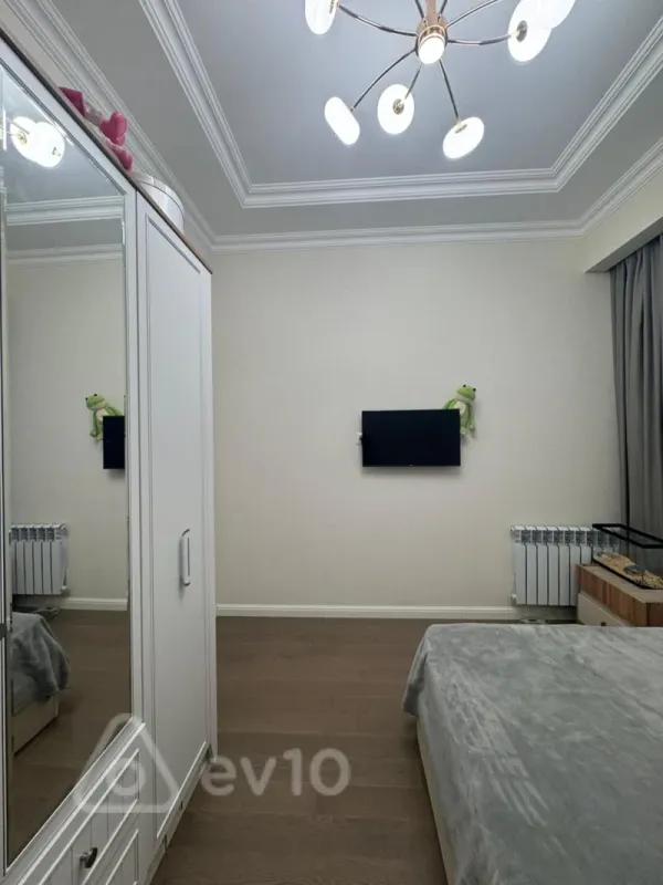 Kirayə verilir 2 otaqlı yeni tikili 60 m²
