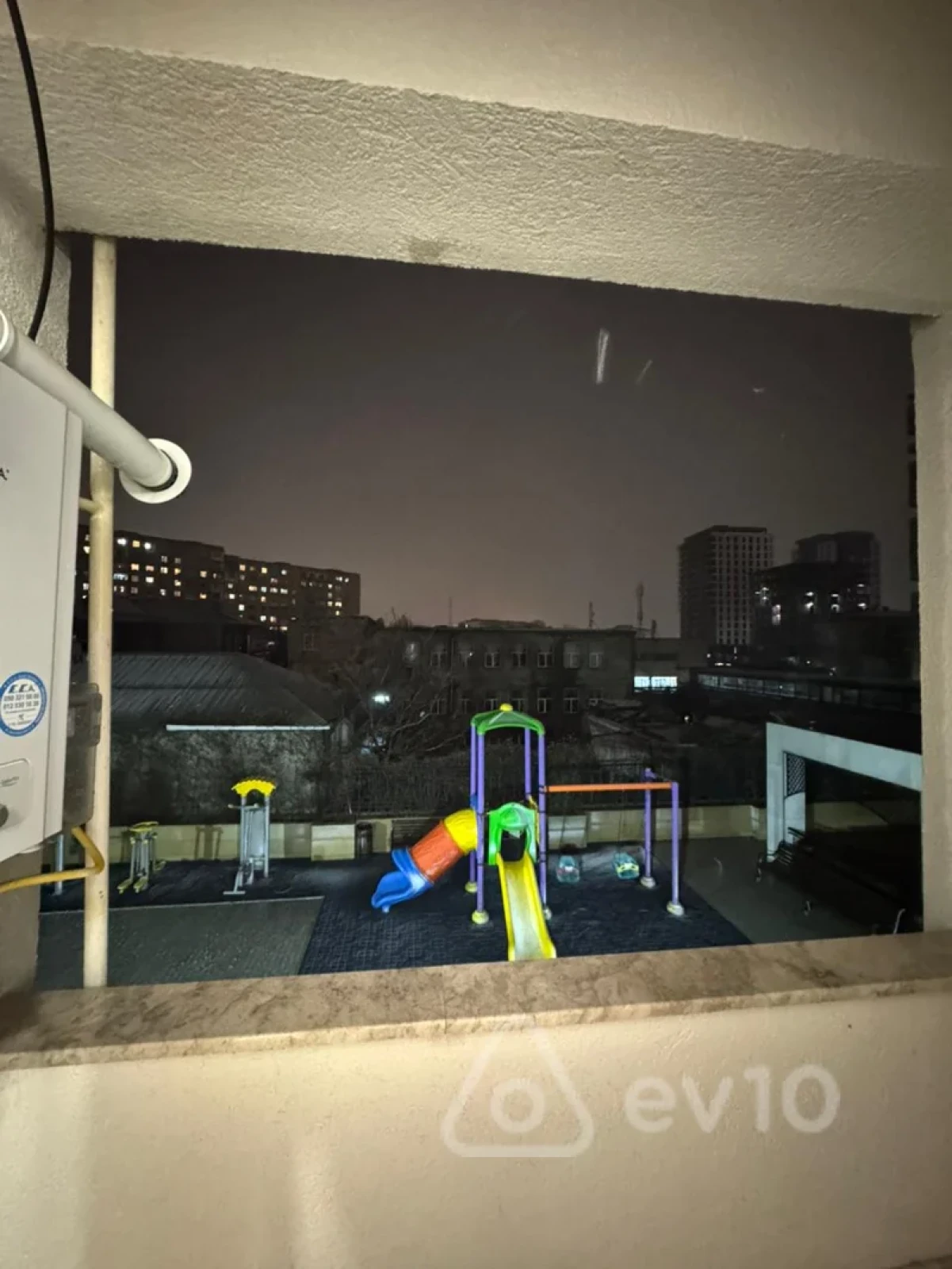 Kirayə verilir 2 otaqlı yeni tikili 60 m²