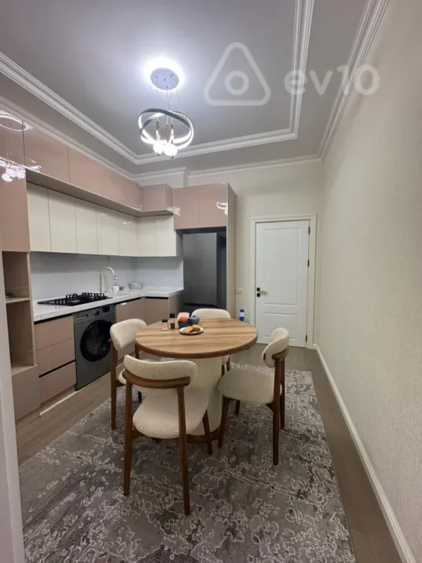 Kirayə verilir 2 otaqlı yeni tikili 60 m²