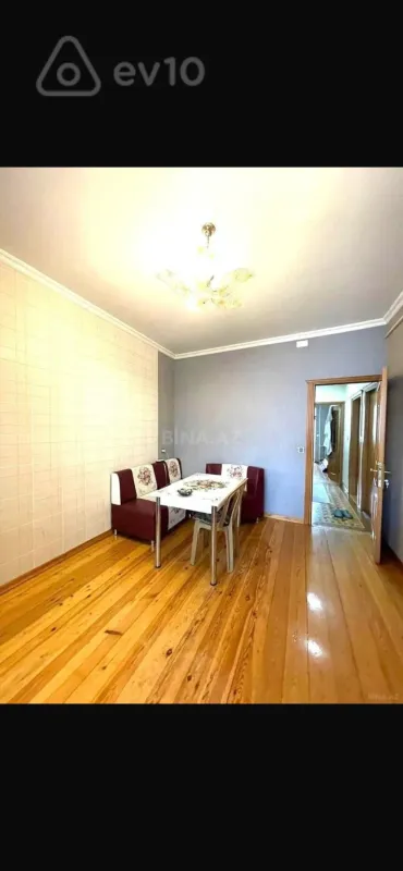 Kirayə verilir 3 otaqlı köhnə tikili 65 m²