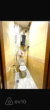 Kirayə verilir 3 otaqlı köhnə tikili 65 m²