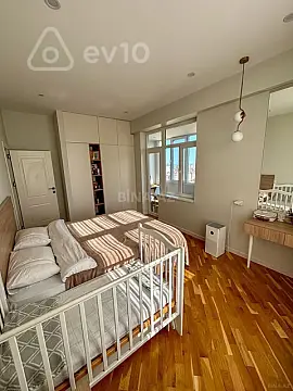 Kirayə verilir 2 otaqlı yeni tikili 90 m²