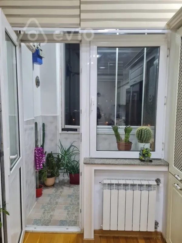 Kirayə verilir 3 otaqlı yeni tikili 136 m²
