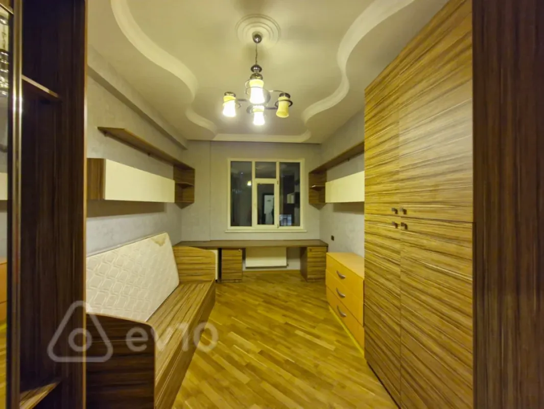 Kirayə verilir 3 otaqlı yeni tikili 100 m²