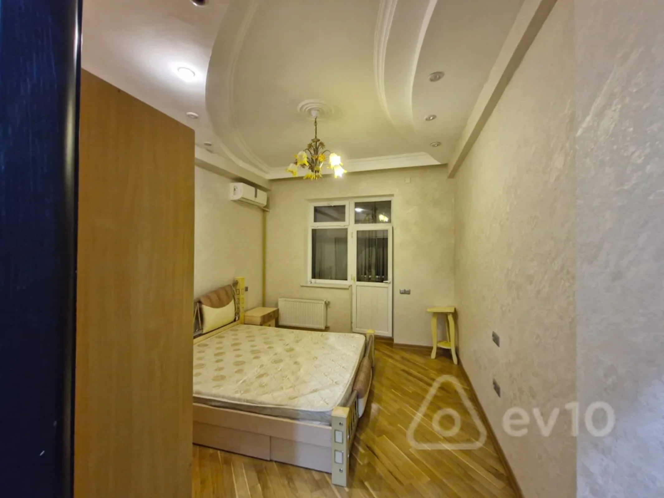 Kirayə verilir 3 otaqlı yeni tikili 100 m²