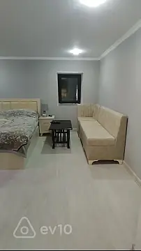 Kirayə verilir 1 otaqlı köhnə tikili 30 m²
