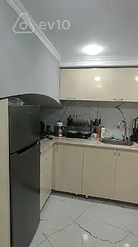 Kirayə verilir 1 otaqlı köhnə tikili 30 m²