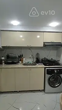 Kirayə verilir 1 otaqlı köhnə tikili 30 m² — Bakı, Səbail 1 otaq 30.00 m²