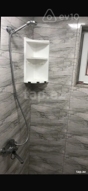 Kirayə verilir 1 otaqlı köhnə tikili 30 m²