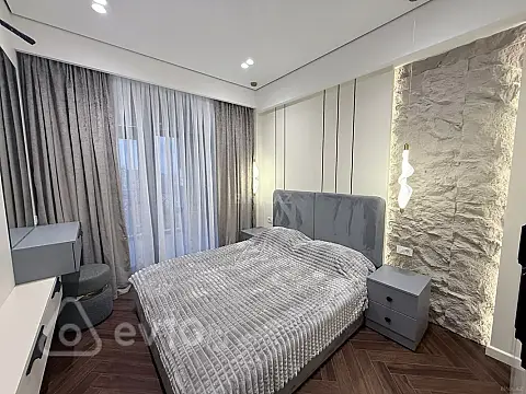 Kirayə verilir 2 otaqlı yeni tikili 55 m²