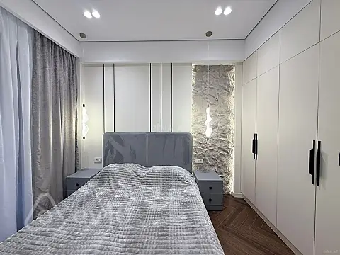 Kirayə verilir 2 otaqlı yeni tikili 55 m²