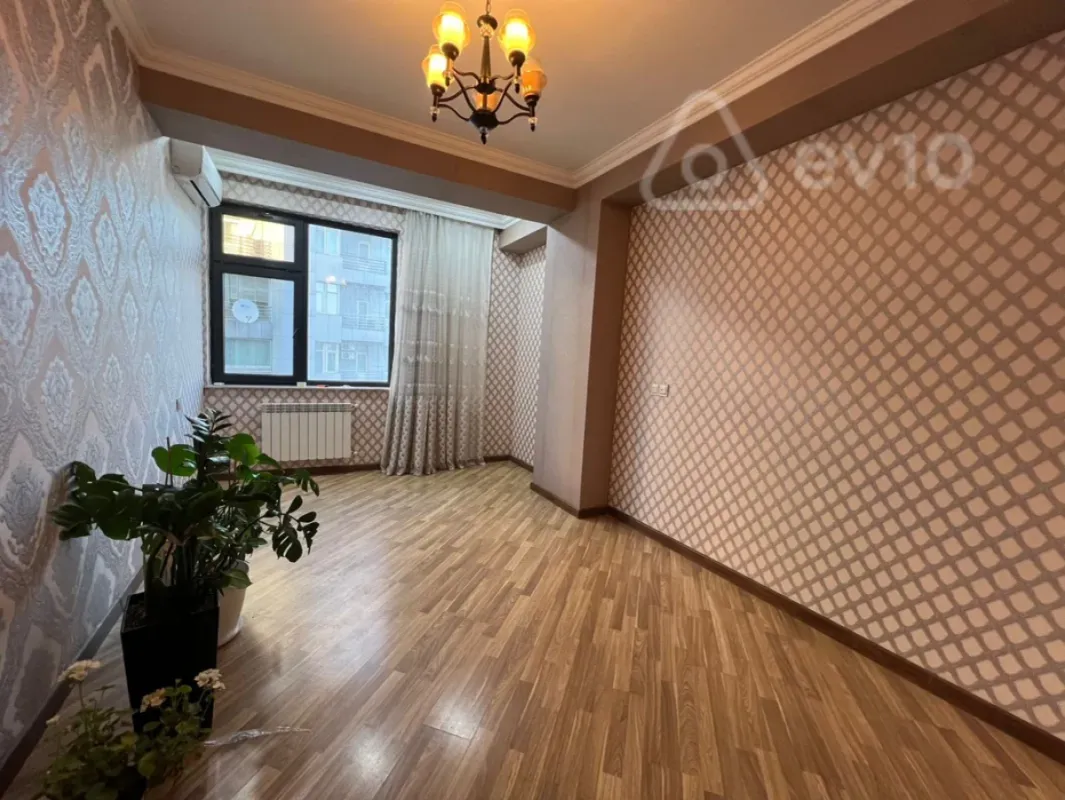 Satılır 3 otaqlı yeni tikili 105 m²