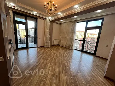 Satılır 3 otaqlı yeni tikili 105 m²