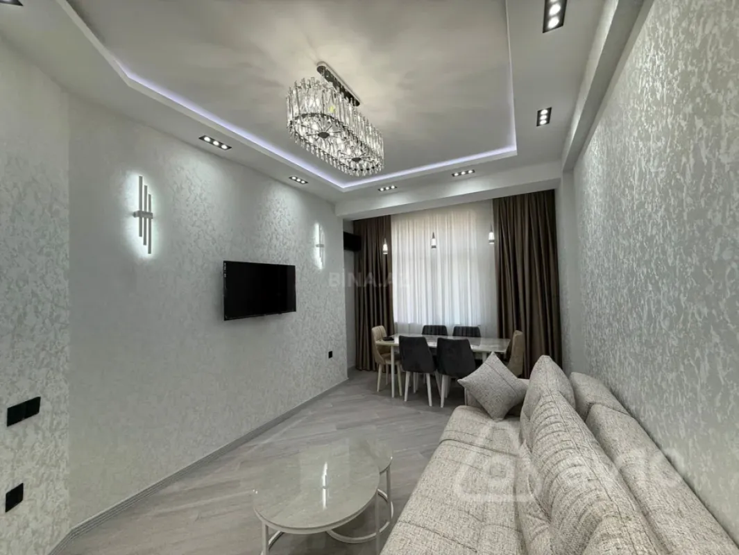 Kirayə verilir 2 otaqlı yeni tikili 52 m²