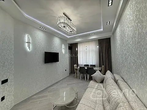 Kirayə verilir 2 otaqlı yeni tikili 52 m²