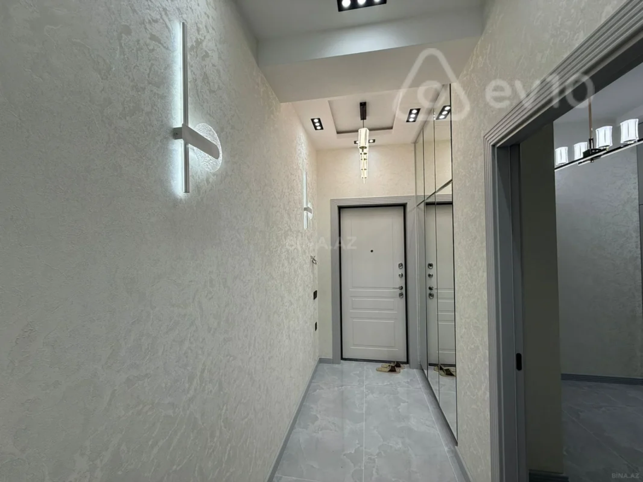 Kirayə verilir 2 otaqlı yeni tikili 52 m²