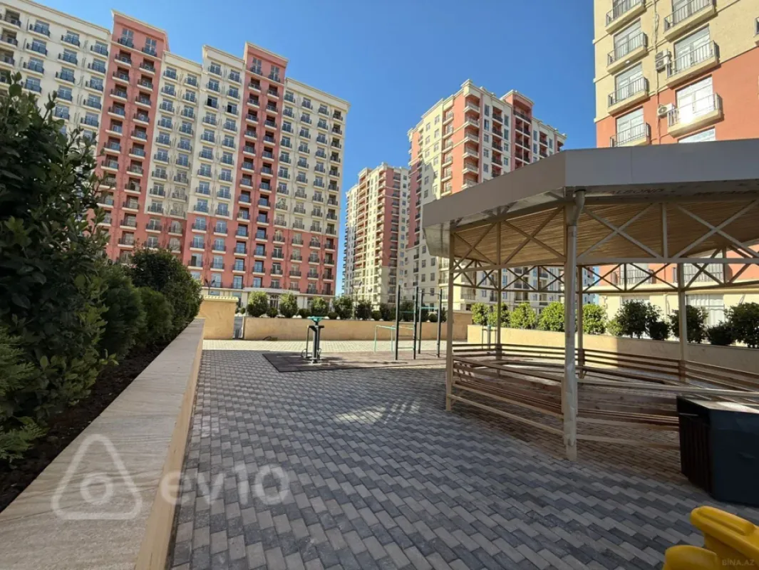 Kirayə verilir 2 otaqlı yeni tikili 52 m²