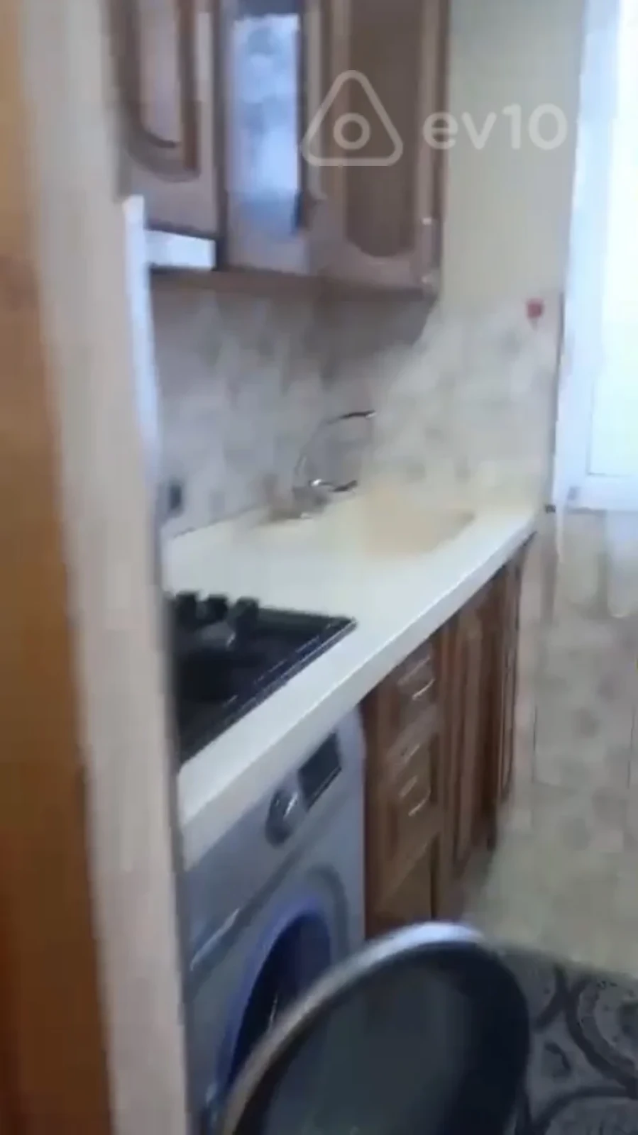 Kirayə verilir 3 otaqlı köhnə tikili 65 m²