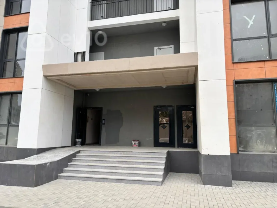Kirayə verilir 3 otaqlı yeni tikili 80 m²