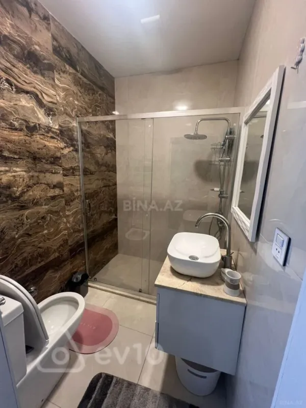 Kirayə verilir 2 otaqlı yeni tikili 55 m²