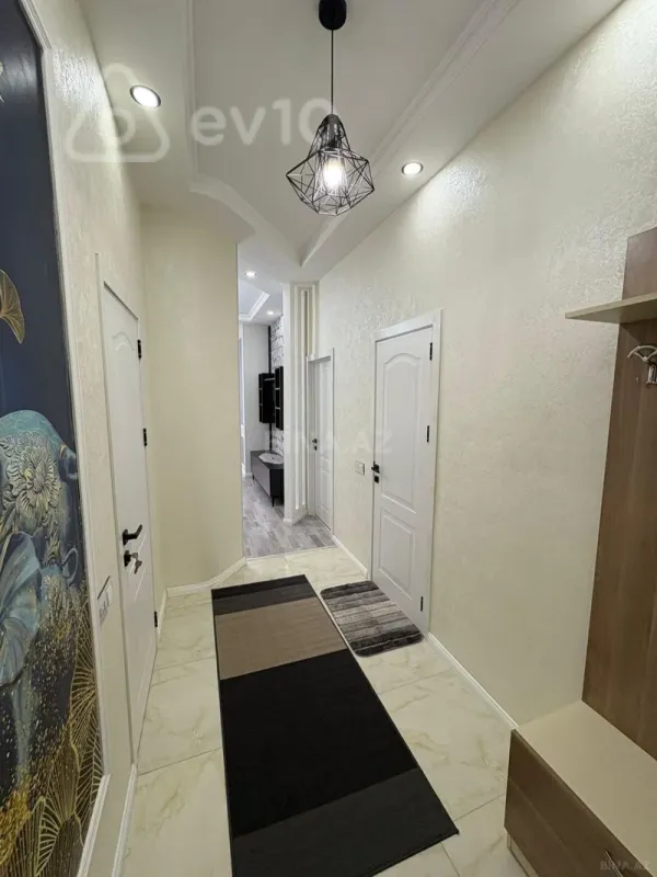 Kirayə verilir 2 otaqlı yeni tikili 55 m²