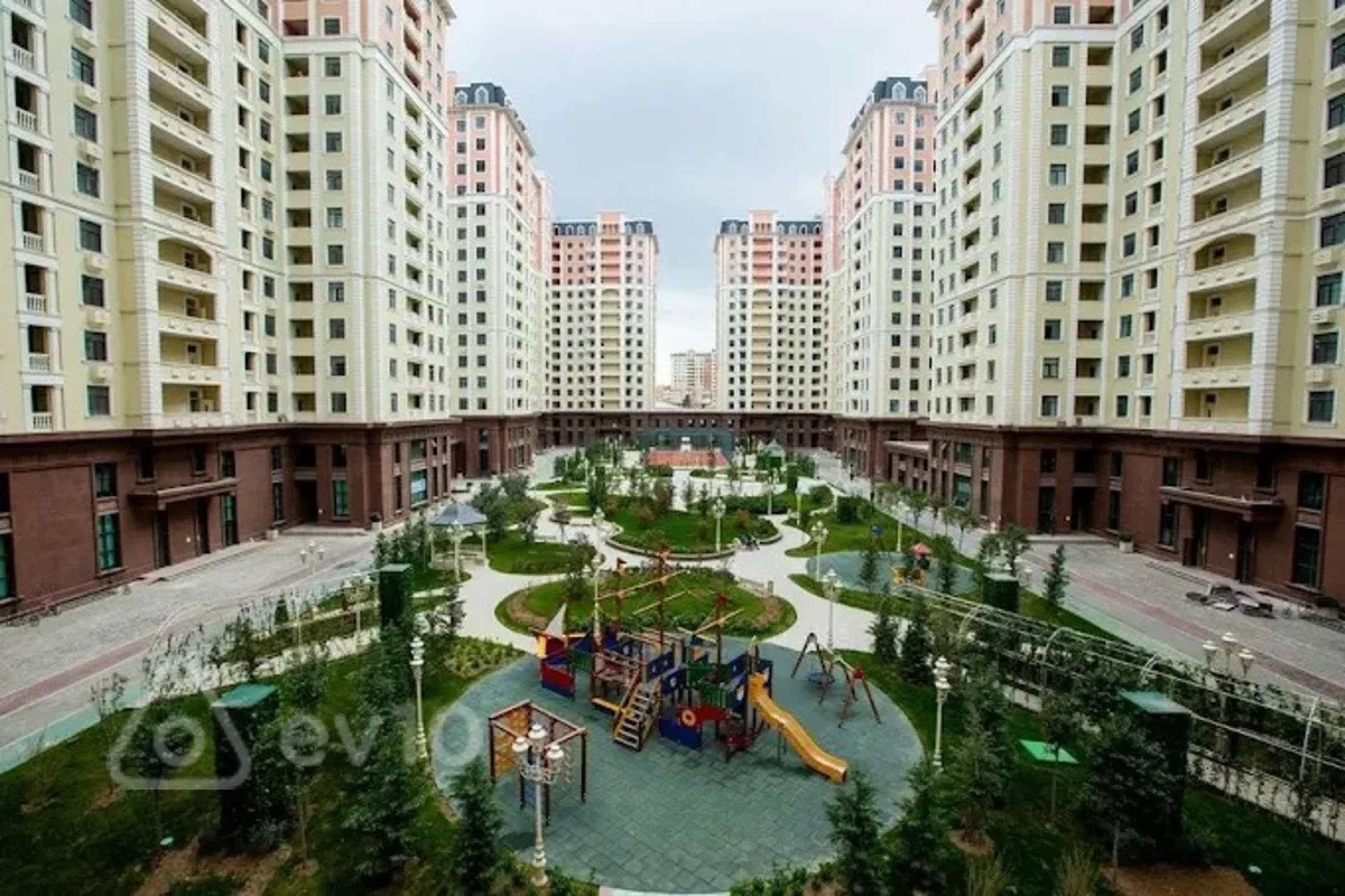 Kirayə verilir 2 otaqlı yeni tikili 67 m²