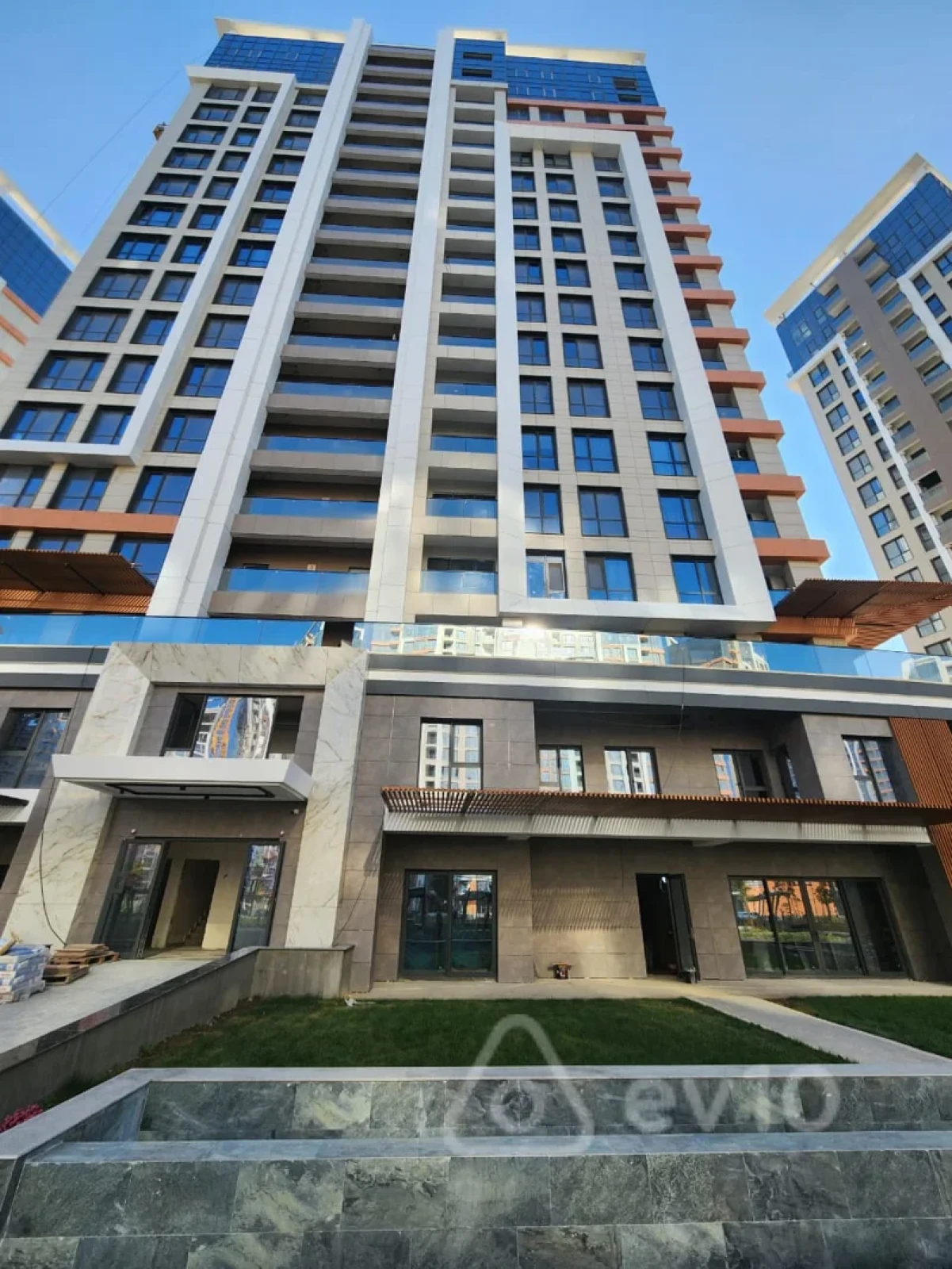 Kirayə verilir 3 otaqlı yeni tikili 72 m²
