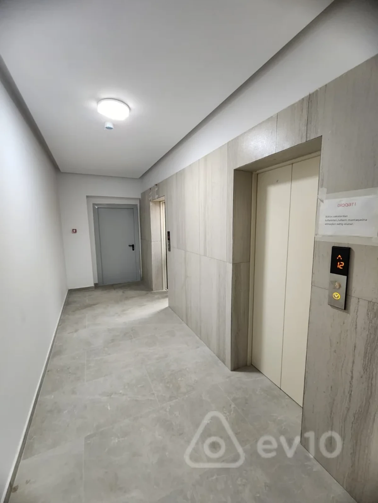 Kirayə verilir 3 otaqlı yeni tikili 72 m²