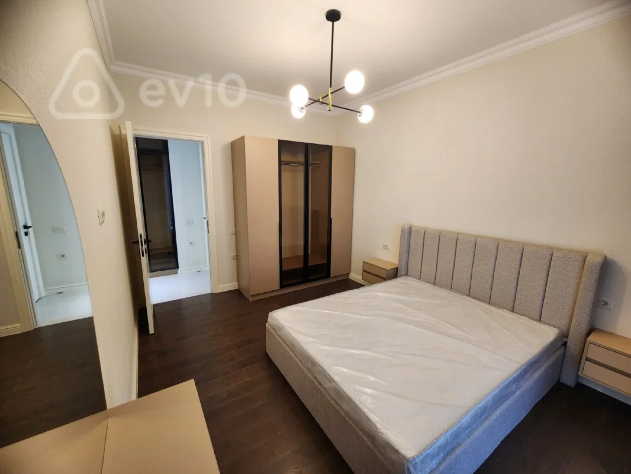 Kirayə verilir 3 otaqlı yeni tikili 72 m²