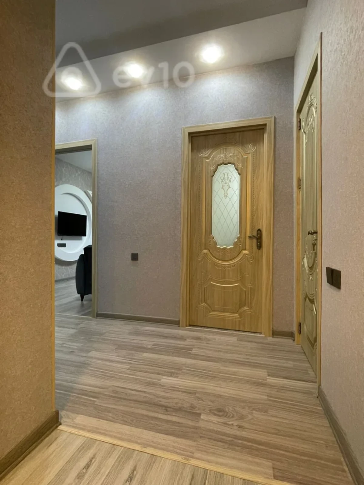 Kirayə verilir 3 otaqlı yeni tikili 106 m²