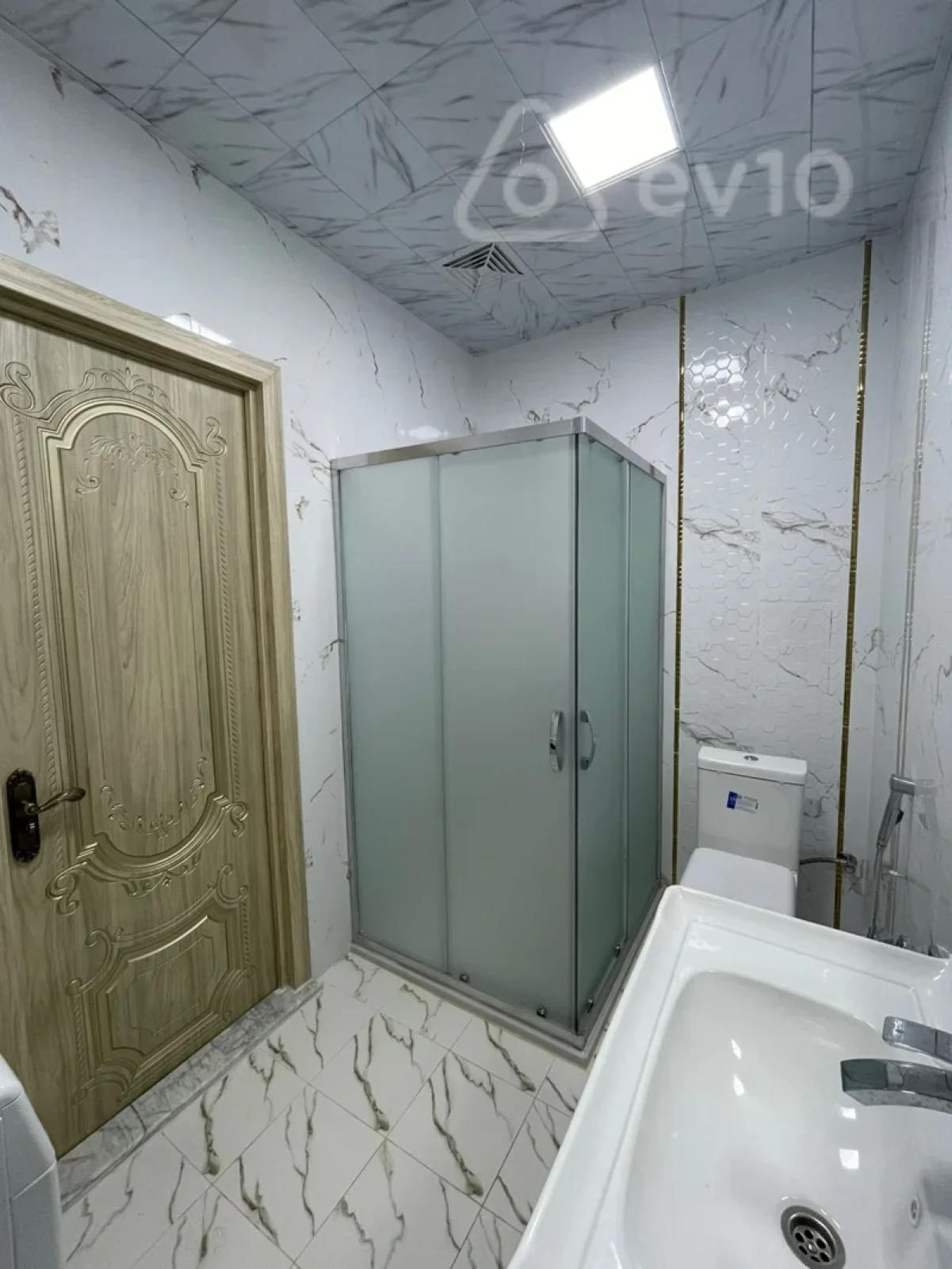 Kirayə verilir 3 otaqlı yeni tikili 106 m²