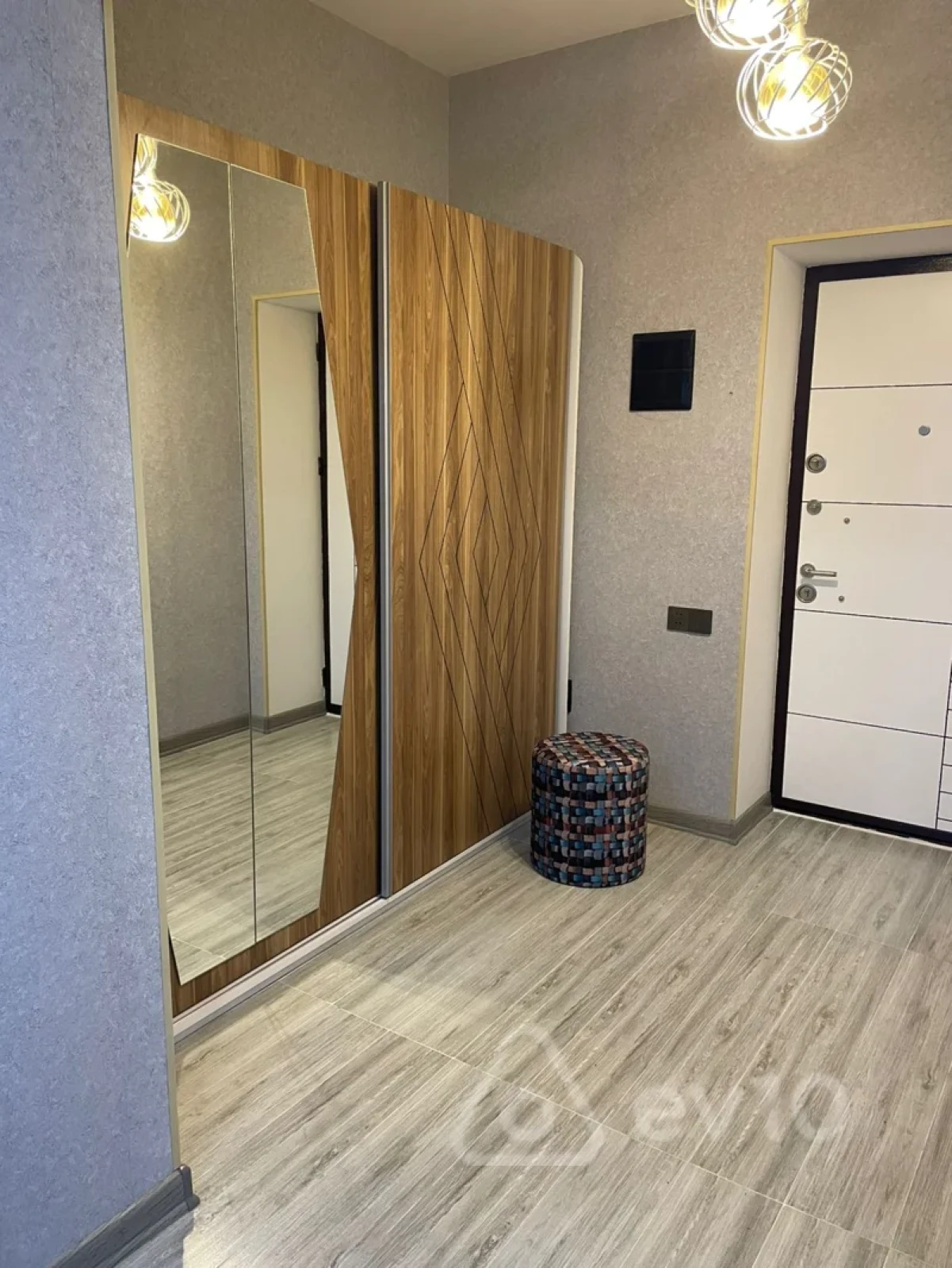 Kirayə verilir 3 otaqlı yeni tikili 106 m²