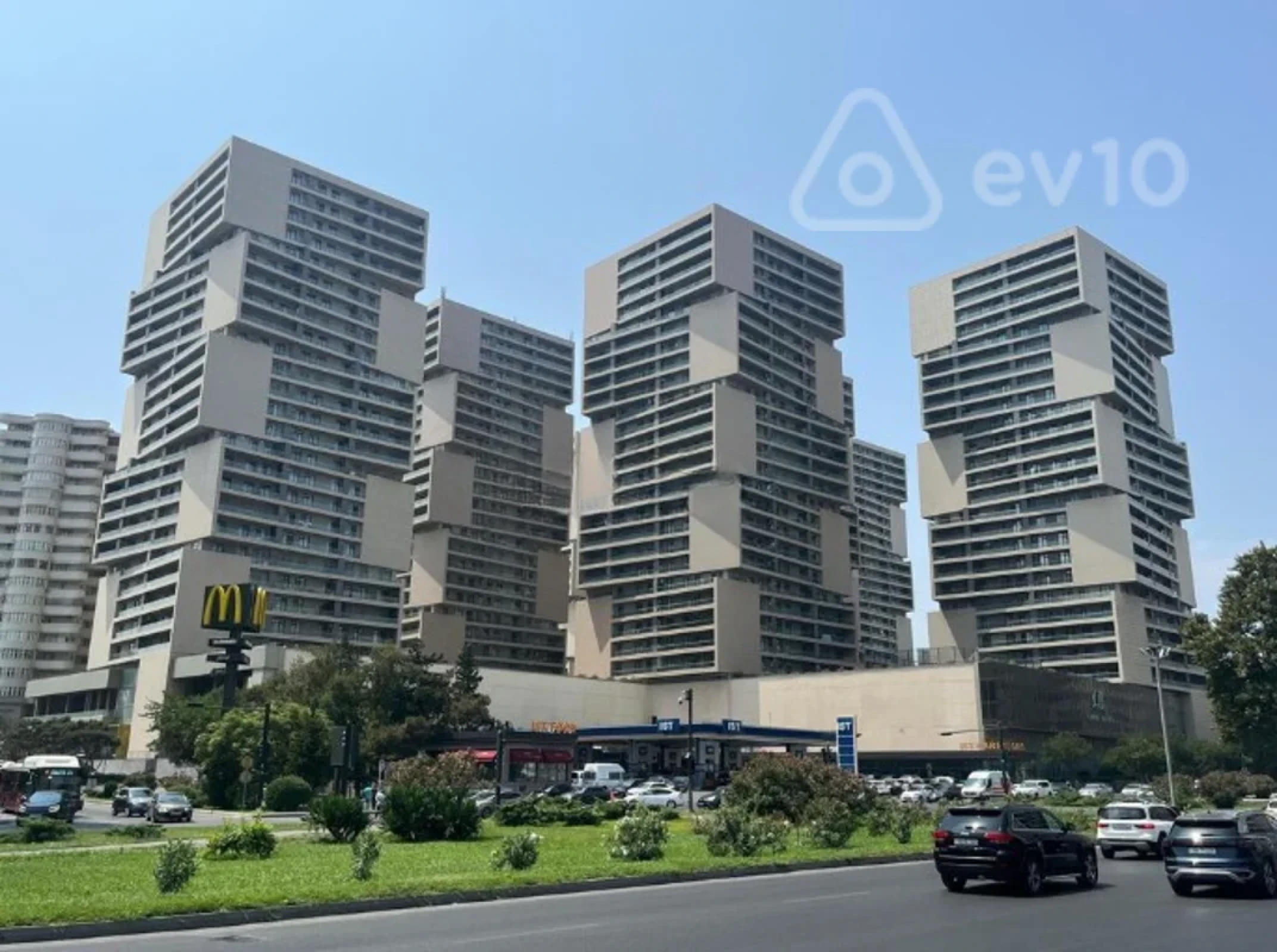 Kirayə verilir 3 otaqlı yeni tikili 106 m²