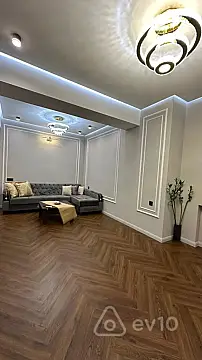 Kirayə verilir 2 otaqlı yeni tikili 80 m²