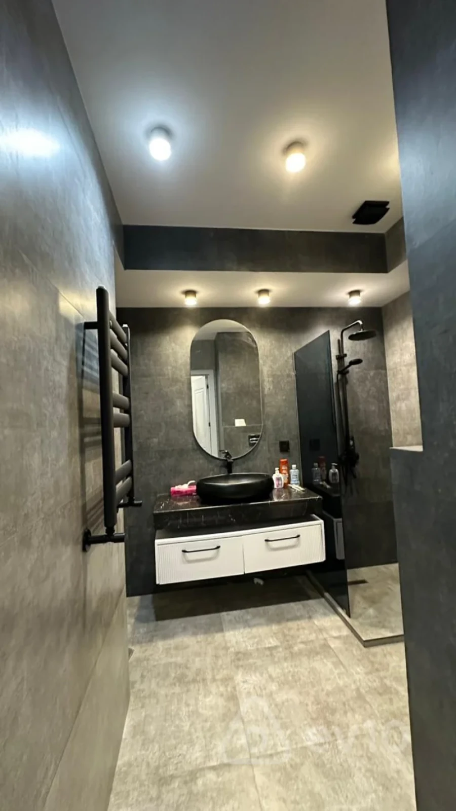 Kirayə verilir 2 otaqlı yeni tikili 80 m²