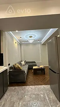 Kirayə verilir 2 otaqlı yeni tikili 80 m²