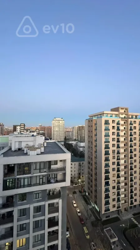 Kirayə verilir 2 otaqlı yeni tikili 80 m²