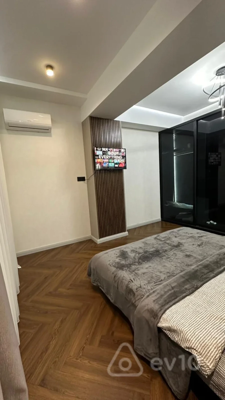 Kirayə verilir 2 otaqlı yeni tikili 80 m²