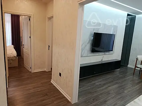 Kirayə verilir 3 otaqlı yeni tikili 90 m²