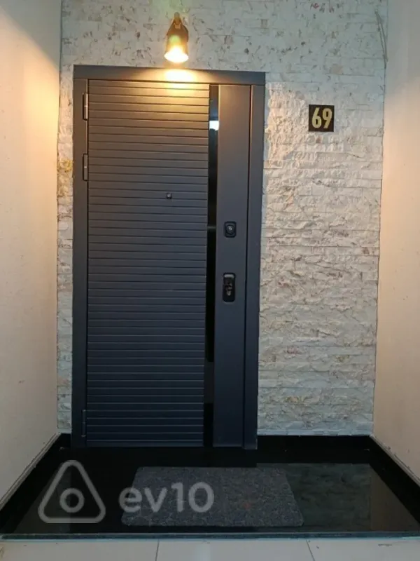 Kirayə verilir 3 otaqlı yeni tikili 90 m²