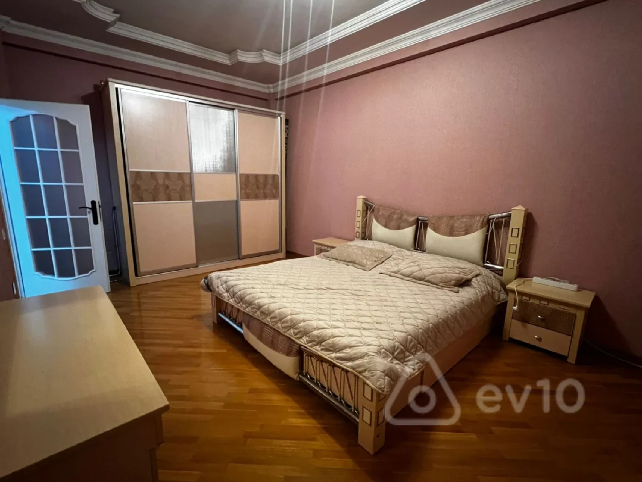 Kirayə verilir 3 otaqlı yeni tikili 123 m²