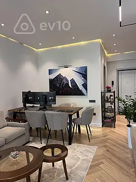 Kirayə verilir 2 otaqlı yeni tikili 82 m²