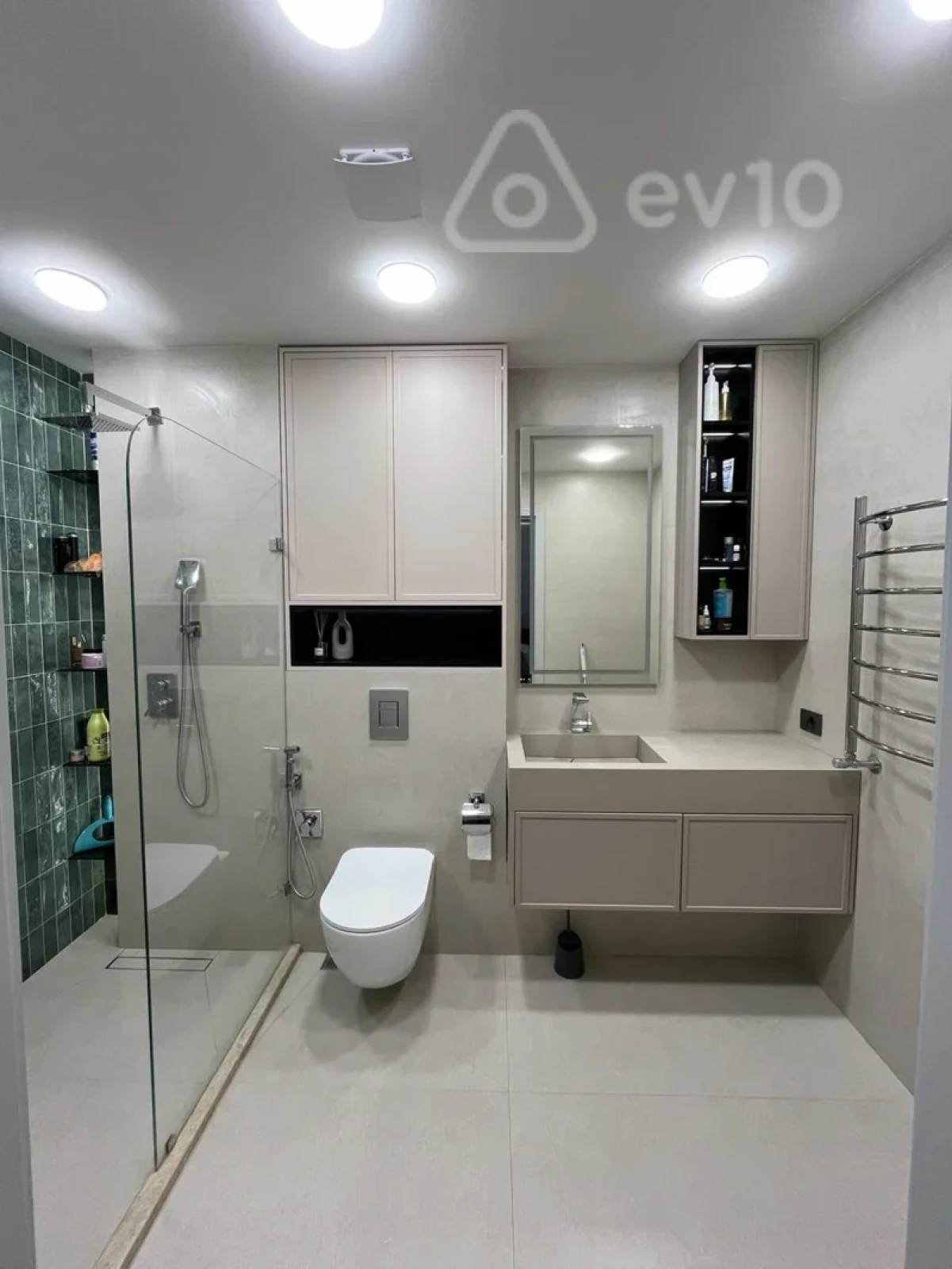 Kirayə verilir 2 otaqlı yeni tikili 82 m²