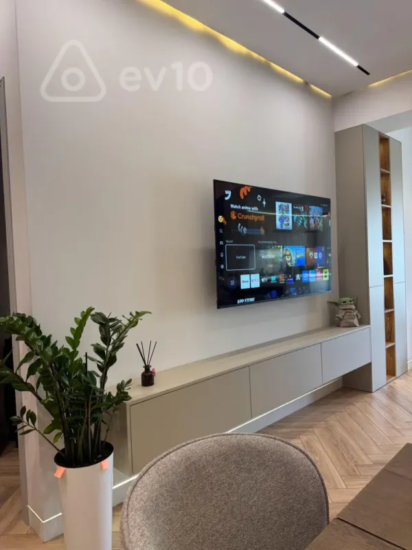 Kirayə verilir 2 otaqlı yeni tikili 82 m²