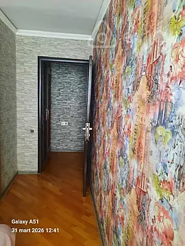 Kirayə verilir 3 otaqlı köhnə tikili 80 m²