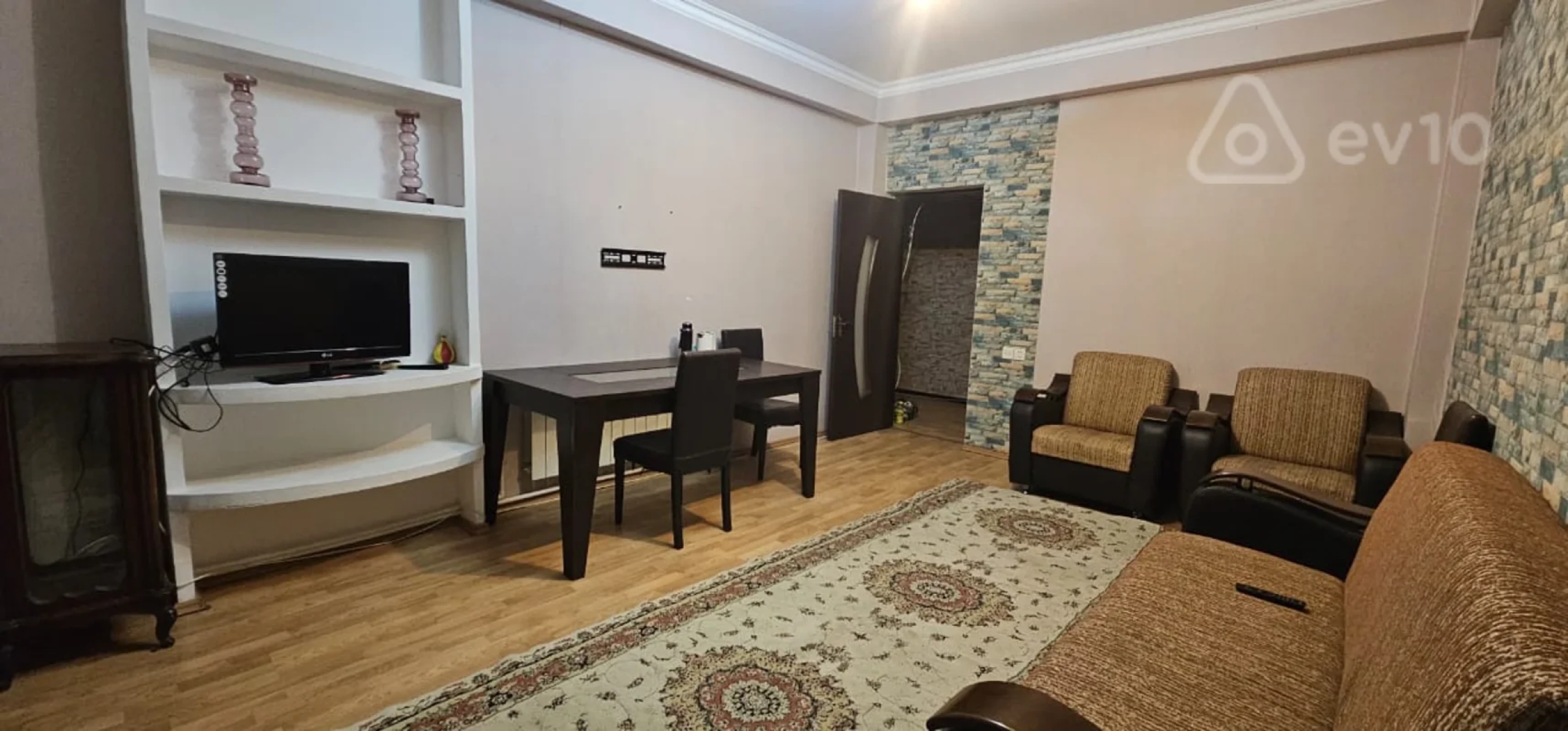 Kirayə verilir 2 otaqlı yeni tikili 87 m²