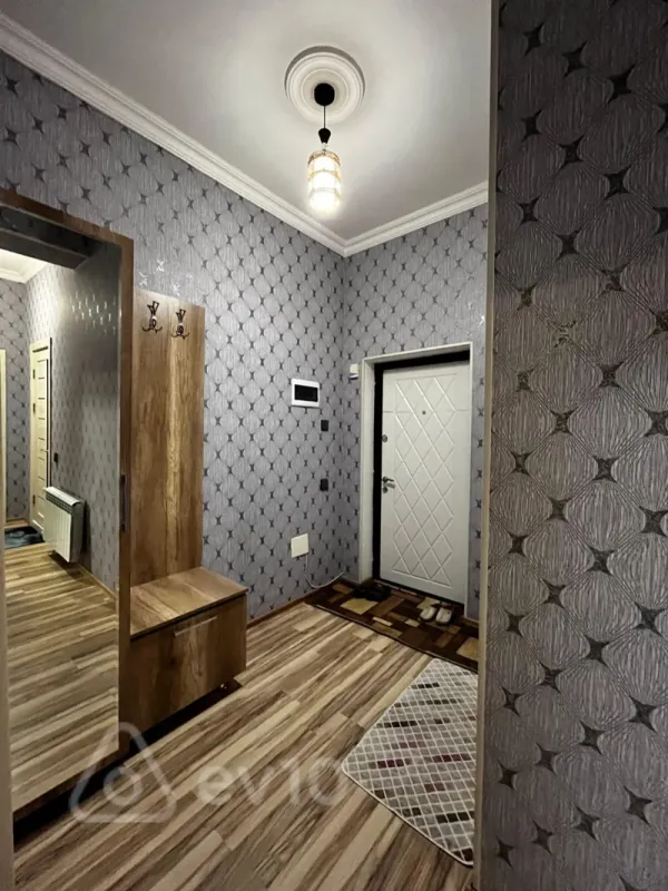 Kirayə verilir 2 otaqlı yeni tikili 85 m²