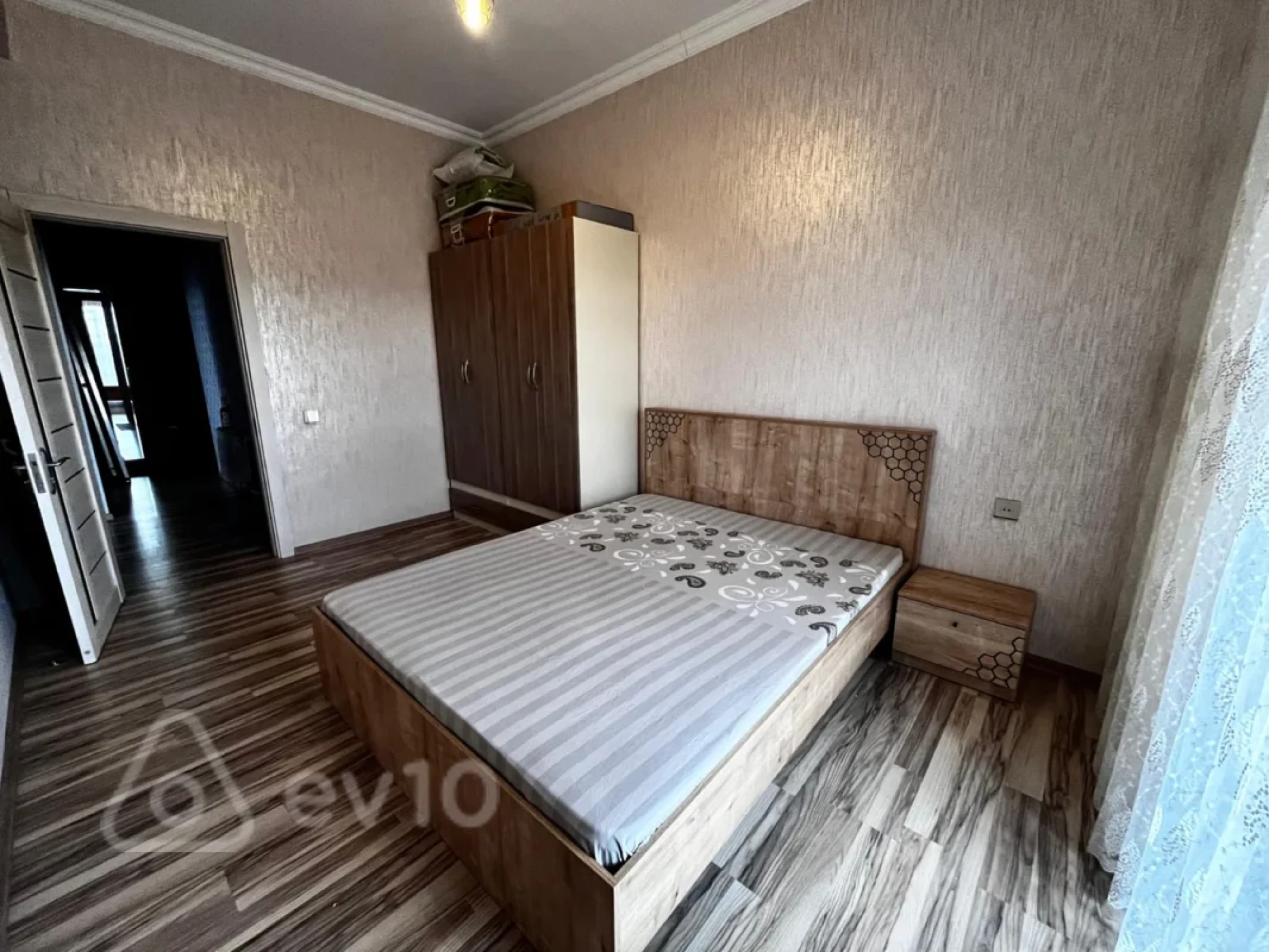 Kirayə verilir 2 otaqlı yeni tikili 85 m²