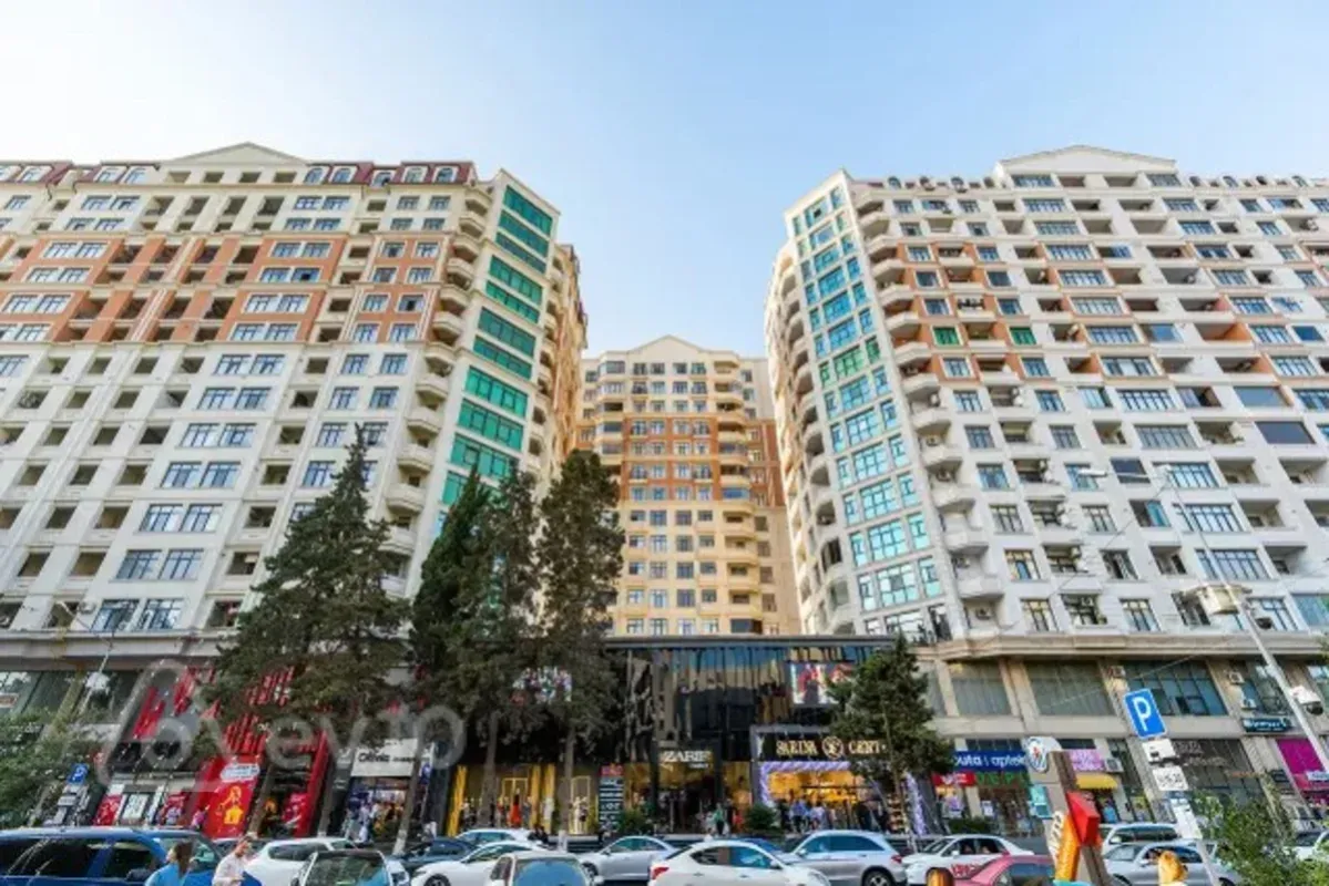 Kirayə verilir 2 otaqlı yeni tikili 85 m²